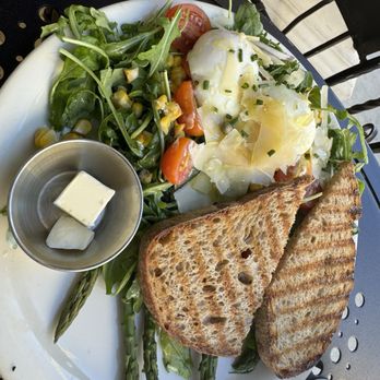 Urth Caffé-Pasadena - Eggs Verde - Cafes Near Me - Pasadena, California