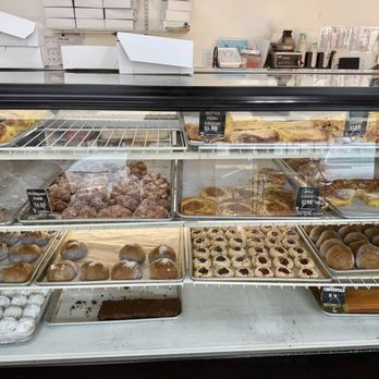 Kamehameha Bakery - Variety of pastries - Bakeries Near Me - Honolulu, Hawaii