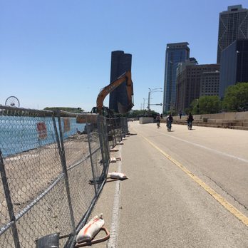Ohio Street Beach - Construction on the lakefront - Beaches Near Me - Chicago, Illinois Ohio Street Beach - Construction on the lakefront - Beaches Near Me - Chicago, Illinois