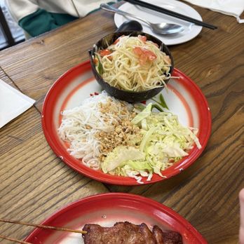 SEA Hut - Papaya Salad - Asian Fusion Near Me - Elk Grove, California SEA Hut - Papaya Salad - Asian Fusion Near Me - Elk Grove, California