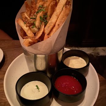 The Dead Rabbit - Truffled Fries - Cocktail Bars Near Me - New York, New York The Dead Rabbit - Truffled Fries - Cocktail Bars Near Me - New York, New York