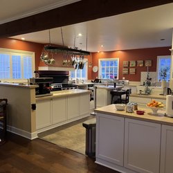 Ravenscroft Inn - The main & shared kitchens. Where the magic happens!