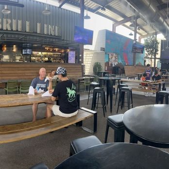 Stoop Kid - Overview of the dining area - Burgers Near Me - Phoenix, Arizona Stoop Kid - Overview of the dining area - Burgers Near Me - Phoenix, Arizona