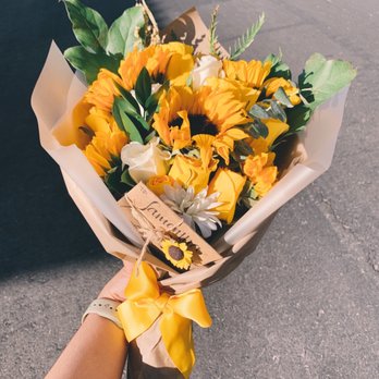 Eileen Entertainment - Florists Near Me - Las Vegas, Nevada Eileen Entertainment - Florists Near Me - Las Vegas, Nevada