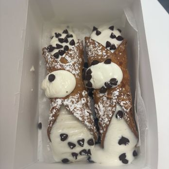 Frankie’s Italian Deli - Cannoli - Delis Near Me - Riverview Fl, Florida