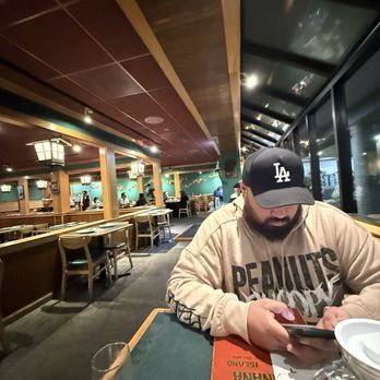 Banana Island - Thai Near Me - Daly City, California