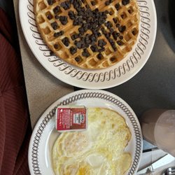 Waffle House - Chocolate Milk Regular,Waffle Single, 2 Eggs