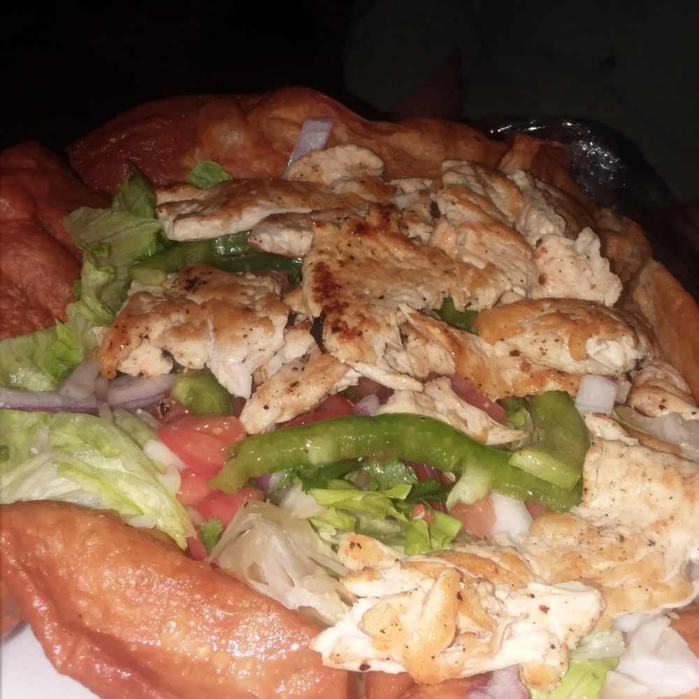 La Mixteca Restaurant - Grilled chicken taco salad. - Mexican Near Me - Urbana, Illinois La Mixteca Restaurant - Grilled chicken taco salad. - Mexican Near Me - Urbana, Illinois