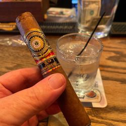 The Cigar Box - Perdomo 20th Anniversary. And for sure... my Tito's and Tonic