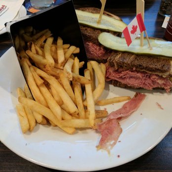 The Canadian Brewhouse - Montreal smoked meat - Canadian (New) Near Me - Okotoks, Alberta