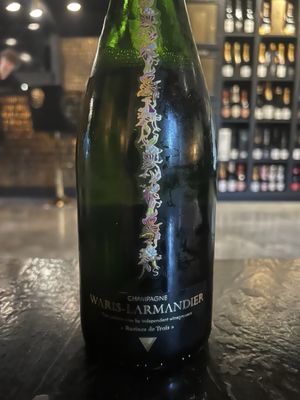 Six Twists Sparkling by null
