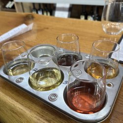 Running Brook Vineyard & Winery - My tasting