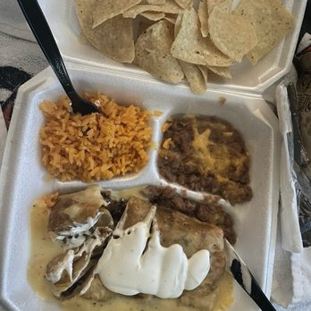 La Toska - Beef Fajita Chimichanga with rice and beans - Tex-Mex Near Me - Cedar Hill, Texas La Toska - Beef Fajita Chimichanga with rice and beans - Tex-Mex Near Me - Cedar Hill, Texas