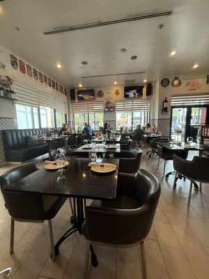 Casa España Tapas Y Vinos by null