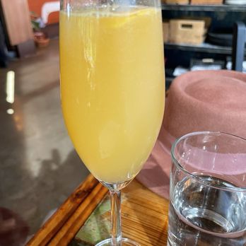 Odd Duck - The French 86 (mocktail) - American Near Me - Austin, Texas Odd Duck - The French 86 (mocktail) - American Near Me - Austin, Texas