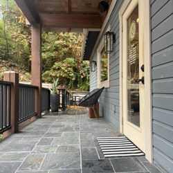 L15 Salon & Spa - Entrance