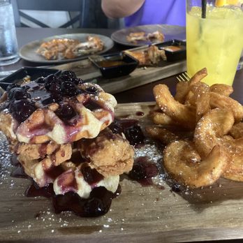 Treehouse CDA - Chicken & Waffles + Traditional Wings - American Near Me - Coeur d'Alene, Idaho