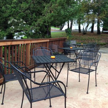 Woodenhead Wines - Plenty of seating at Woodenhead Wines in Santa Rosa. - Wineries Near Me - Santa Rosa, California