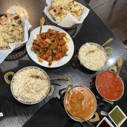 So delicious! Coconut chicken and Chicken Tikka Masala! So delicious! Coconut chicken and Chicken Tikka Masala!