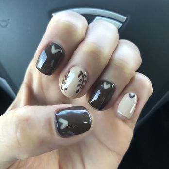 Bellaggio Nail and Spa - Gel Manicure w/ cute design - Nail Salons Near Me - Indio, California Bellaggio Nail and Spa - Gel Manicure w/ cute design - Nail Salons Near Me - Indio, California