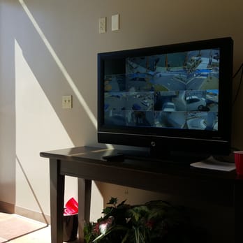 Bubba's Express Car Wash - Very chill waiting area. - Car Wash Near Me - Citrus Heights, California