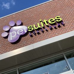 PetSuites Lawrenceville