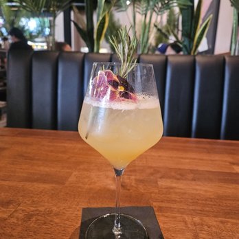 Toast  Downey - Champagne Poetry cocktail - Breakfast & Brunch Near Me - Downey, California