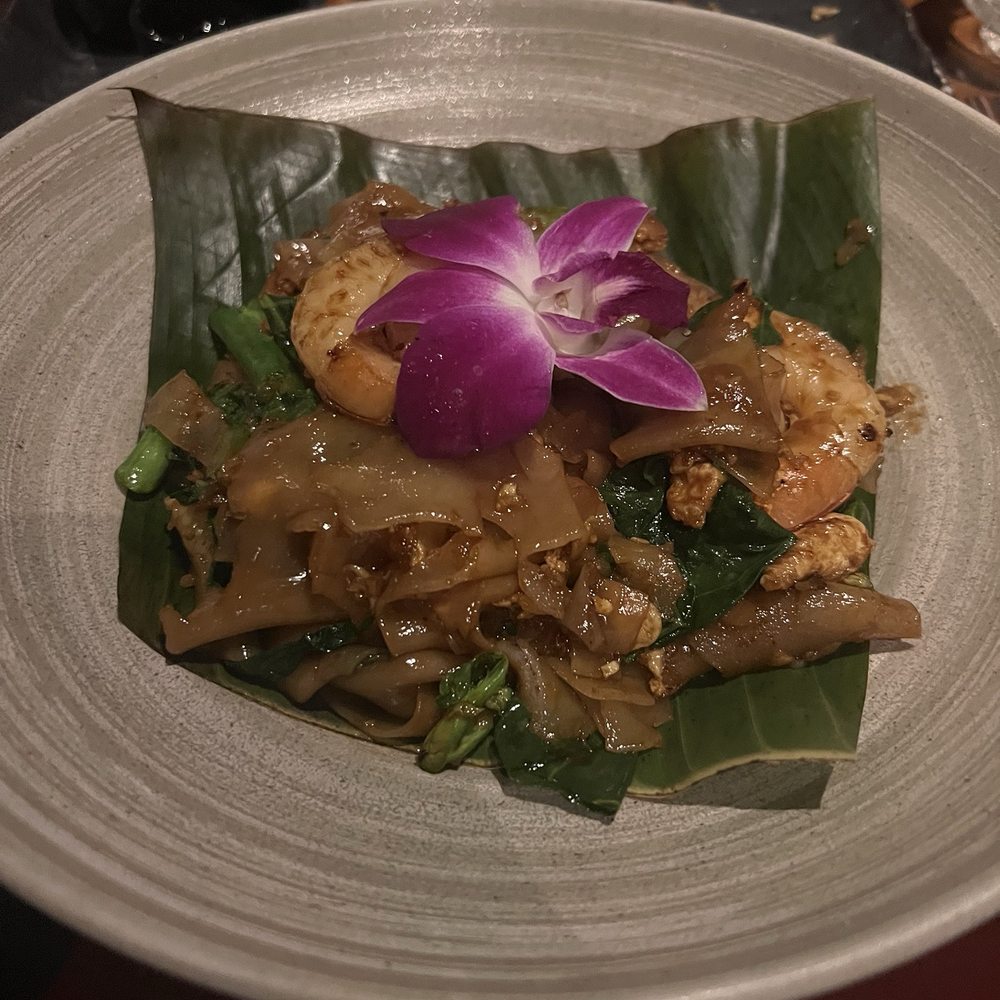 Sabai Thai - Pad See Ew was so flavorful - Thai Near Me - New York, New York Sabai Thai - Pad See Ew was so flavorful - Thai Near Me - New York, New York