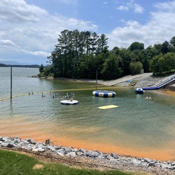 Anchor Down RV Resort - RV Parks Near Me - Dandridge, Tennessee