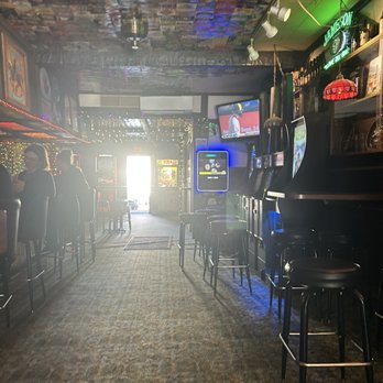 Sir James Pub - Pubs Near Me - Port Washington, Wisconsin Sir James Pub - Pubs Near Me - Port Washington, Wisconsin