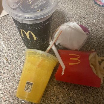 McDonald's - Photos take at 8:53 pm. An hour later after it was claimed I ate the food. - Coffee & Tea Near Me - Fayetteville, Georgia