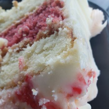 The Pizza Spot - Strawberry Cake!!! - Pizza Near Me - Jellico, Tennessee The Pizza Spot - Strawberry Cake!!! - Pizza Near Me - Jellico, Tennessee