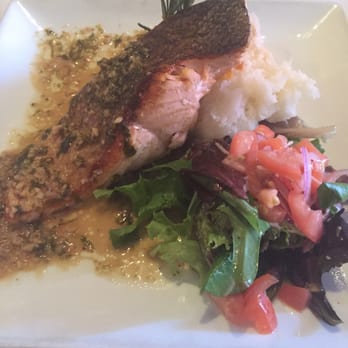 La Bella Havana - Salmon with garlic mashed yuca - Cuban Near Me - Yonkers, New York La Bella Havana - Salmon with garlic mashed yuca - Cuban Near Me - Yonkers, New York