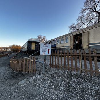 River Fox Train - Tours Near Me - West Sacramento, California