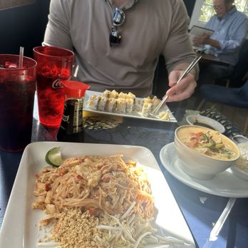 Chop Stick Cafe - Chicken Pad Thai Noodle & Panang Curry - Thai Near Me - Winchester, Virginia Chop Stick Cafe - Chicken Pad Thai Noodle & Panang Curry - Thai Near Me - Winchester, Virginia