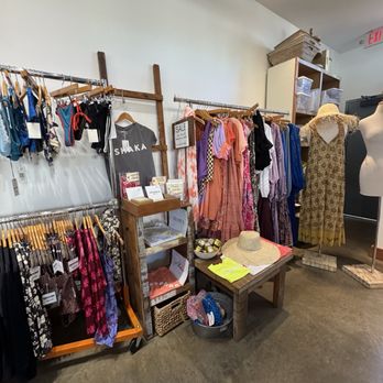 Guava Shop - Beachwear - Women's Clothing Near Me - Haleiwa, Hawaii Guava Shop - Beachwear - Women's Clothing Near Me - Haleiwa, Hawaii