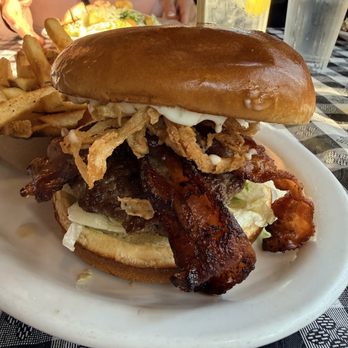 Plank Craft Kitchen & Bar - Truffle Burger. Absolutely delicious! - American Near Me - Folsom, California