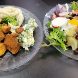 Ky's Kreations - Top notch salad bar