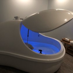 Aqua Float & Cryo - Salt float pod
