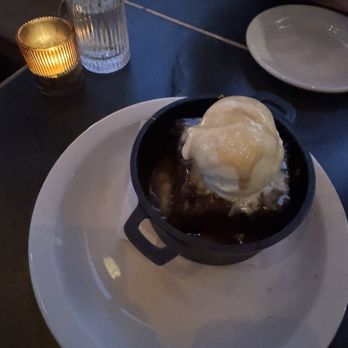 Dunsmoor - Sticky Date Pudding - American Near Me - Los Angeles, California