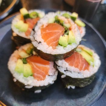 Zenpo Sushi - Salmon Maki - Sushi Bars Near Me - San Francisco, California Zenpo Sushi - Salmon Maki - Sushi Bars Near Me - San Francisco, California