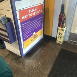 Wait to be seated Wait to be seated