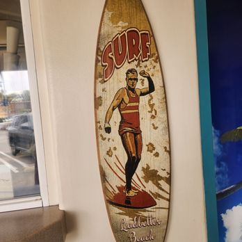 Shoreline Cafe - Cool decor - Seafood Near Me - Santa Barbara, California Shoreline Cafe - Cool decor - Seafood Near Me - Santa Barbara, California