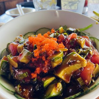 Harbor Docks - Why. WHY? Why take awesome ahi and slather it with eel sauce. It wasn't just a little eel sauce, it was overwhelming. - Sushi Bars Near Me - Destin, Florida