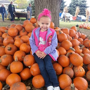 Selmi's - Bella - Farmers Market Near Me - Rock Falls, Illinois