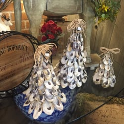 Ole Bay Mercantile - Oyster shell Christmas trees