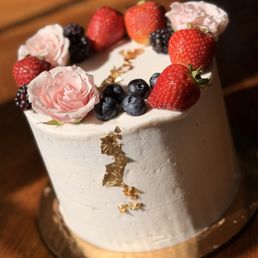 Golden Vanilla Cake