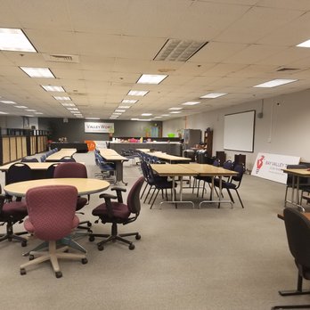 ValleyWorx - The open classroom and meet-up area. - Shared Office Spaces Near Me - Modesto, California ValleyWorx - The open classroom and meet-up area. - Shared Office Spaces Near Me - Modesto, California