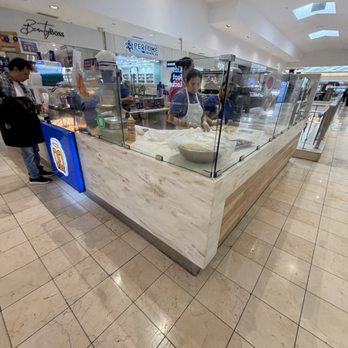 Auntie Anne's - Pretzels Near Me - Bethesda, Maryland