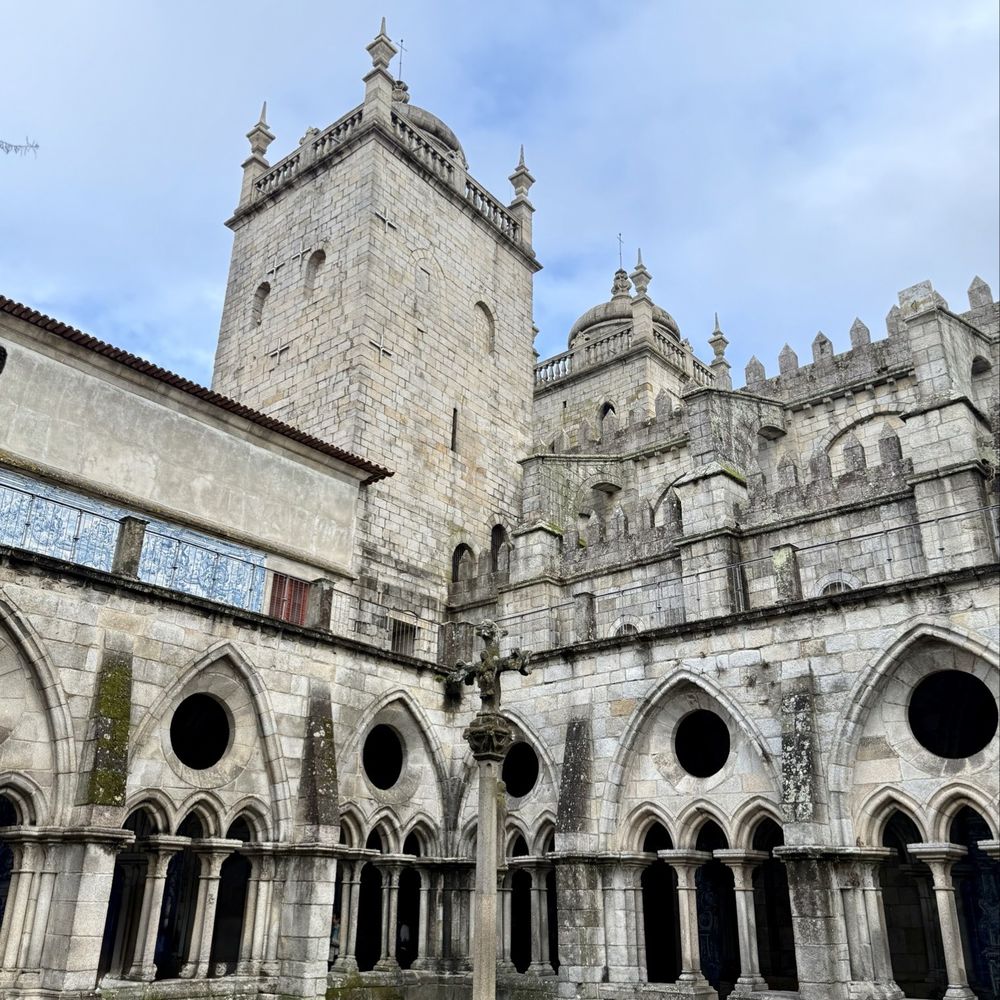 Sé do Porto - Churches Near Me - Porto, 13